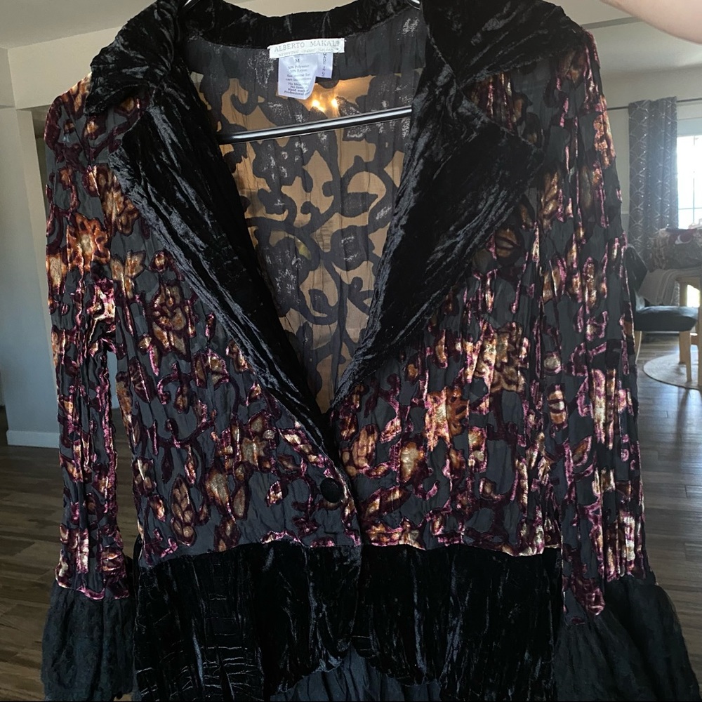 Gorgeous Alberto Makali Cropped Duster Velvet - Picture 4 of 14